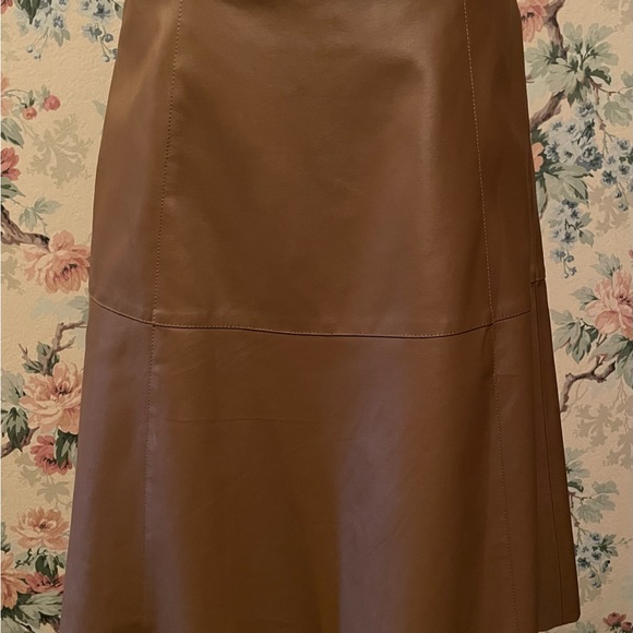 Vintage Charter Club Midi Skirt; Deep Caramel Faux Leather W/Side Zip; Women Sz6 - Picture 3 of 11